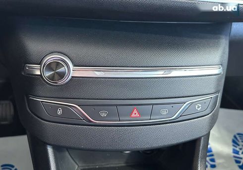 Peugeot 308 2019 - фото 18