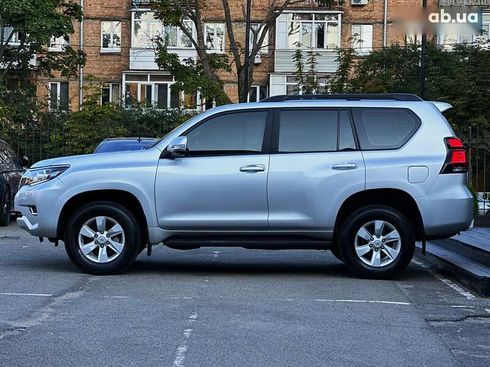 Toyota Land Cruiser Prado 2020 - фото 12