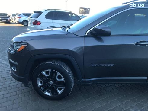 Jeep Compass 2019 серый - фото 2