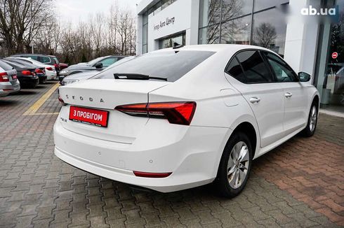 Skoda Octavia 2020 - фото 7