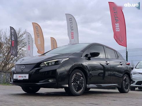 Nissan Leaf 2022 - фото 3
