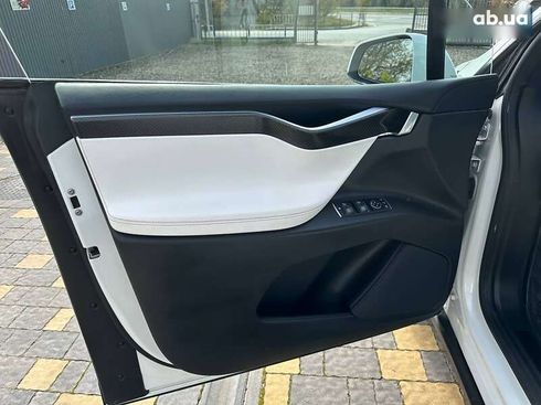 Tesla Model X 2016 - фото 17
