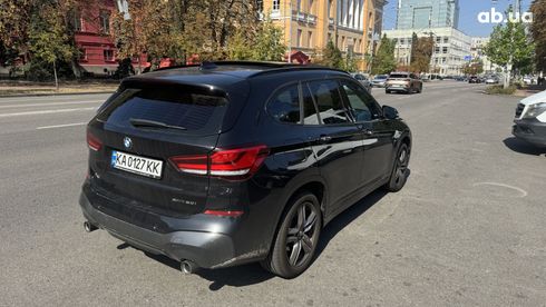 BMW X1 2022 черный - фото 4