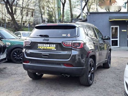 Jeep Compass 2018 - фото 6