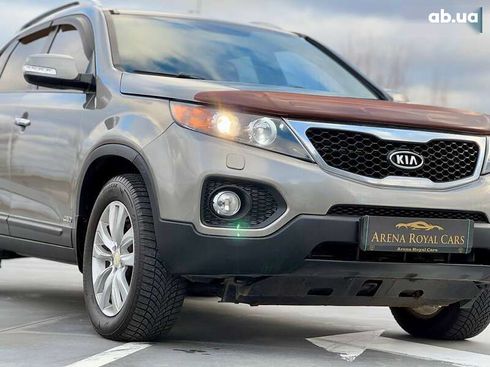 Kia Sorento 2010 - фото 4