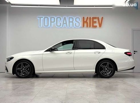 Mercedes-Benz E-Класс 2022 - фото 17