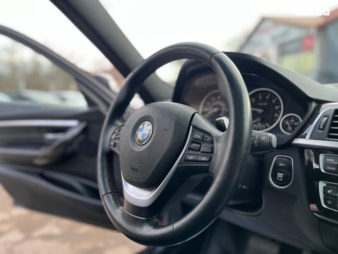 BMW 3 серия 2015 черный - фото 42