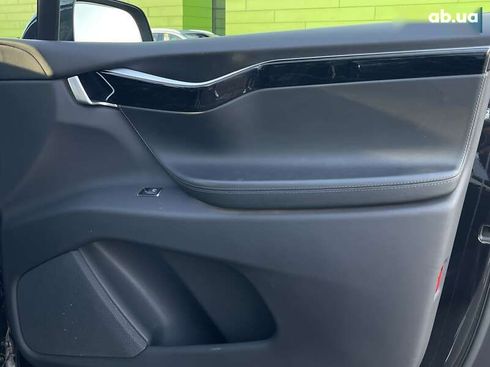 Tesla Model X 2016 - фото 26