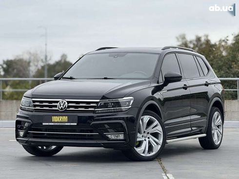 Volkswagen Tiguan 2020 - фото 2