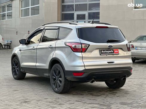 Ford Escape 2018 серый - фото 5