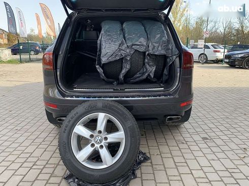 Volkswagen Touareg 2011 - фото 30