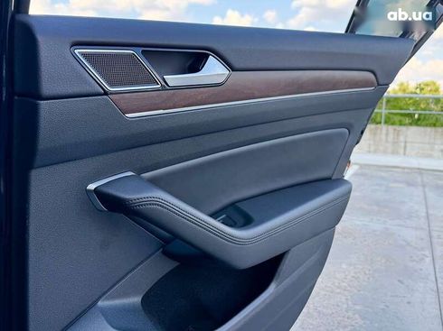 Volkswagen Passat 2018 - фото 25