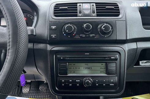 Skoda Fabia 2009 - фото 10