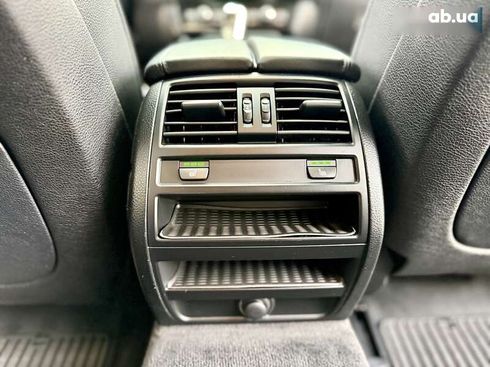 BMW 5 серия 2015 - фото 28