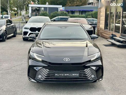 Toyota Camry 2025 - фото 12