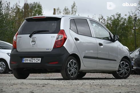 Hyundai i10 2011 - фото 7