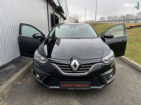 Renault Megane 2016 - фото 10