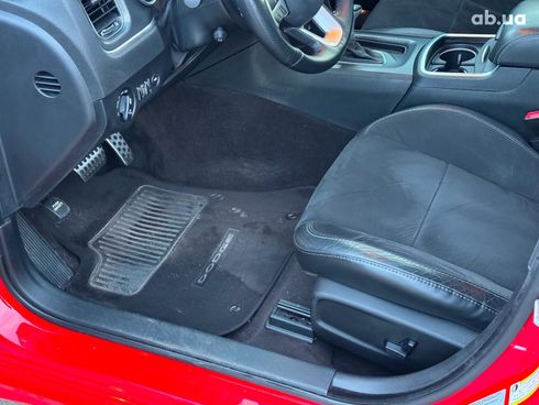 Dodge Charger 2016 красный - фото 27