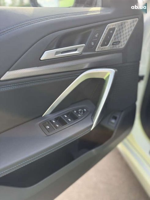 BMW iX1 2023 - фото 20