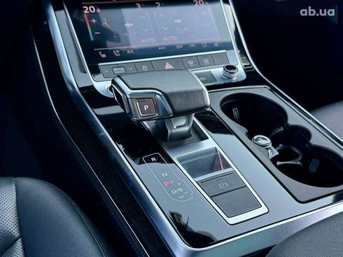 Audi Q7 2021 - фото 28