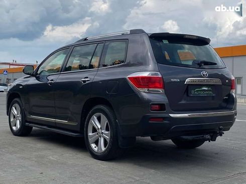 Toyota Highlander 2012 - фото 14