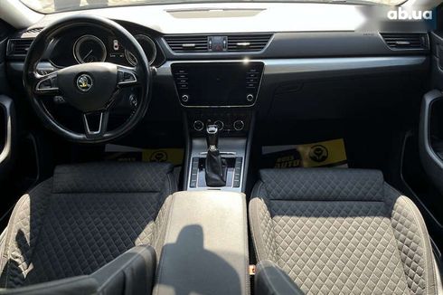 Skoda Superb 2020 - фото 14