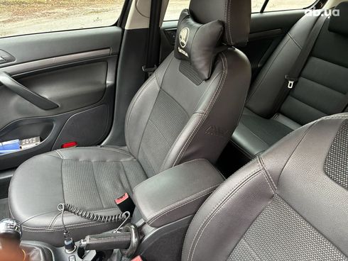 Skoda Octavia 2008 черный - фото 10