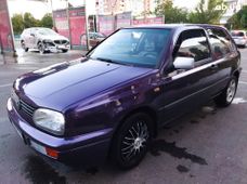 Продаж б/у хетчбек Volkswagen Golf - купити на Автобазарі