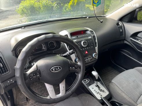 Kia Cee'd 2011 серый - фото 18