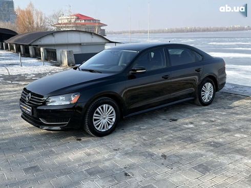 Volkswagen Passat 2015 - фото 10