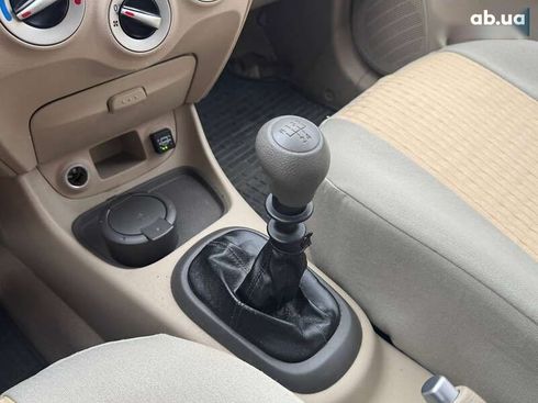 Hyundai Accent 2010 - фото 22
