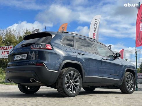 Jeep Cherokee 2021 - фото 14
