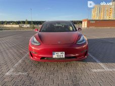 Продаж вживаних Tesla Model 3 в Києві - купити на Автобазарі
