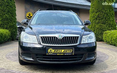 Skoda Octavia 2010 - фото 2