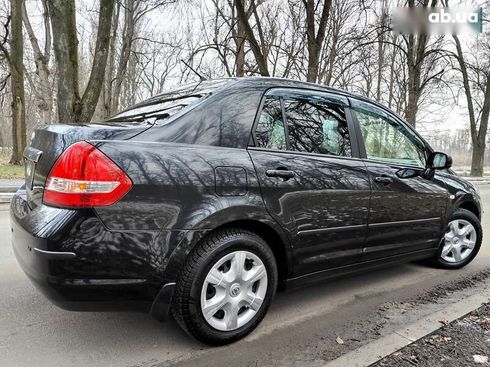 Nissan Tiida 2012 - фото 22