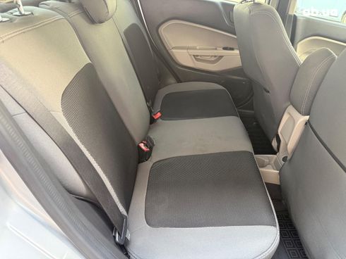 Ford Fiesta 2019 серый - фото 13