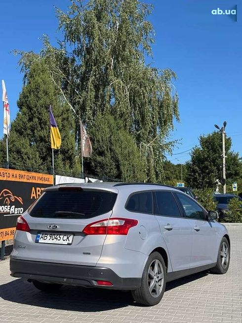 Ford Focus 2012 - фото 6