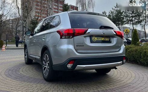 Mitsubishi Outlander 2018 - фото 5