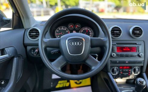 Audi A3 2010 - фото 14