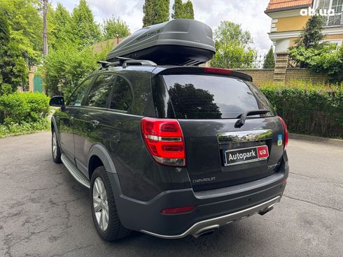 Chevrolet Captiva 2014 серый - фото 8