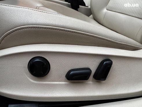 Volkswagen Passat 2012 белый - фото 13