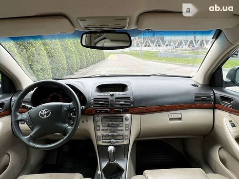 Toyota Avensis 2005 - фото 10