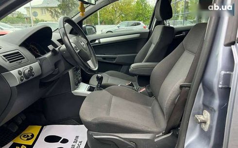 Opel Astra 2009 - фото 9