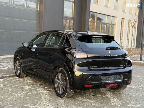 Peugeot e-208 2020 - фото 6