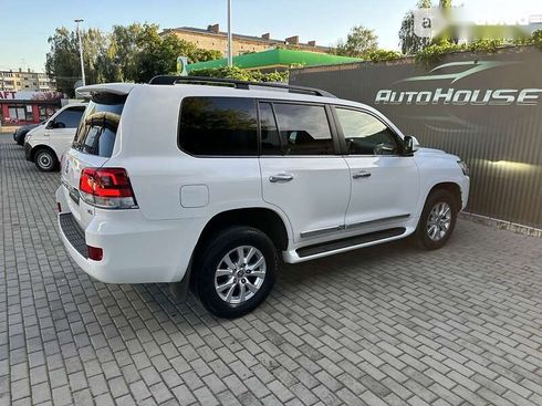 Toyota Land Cruiser 2019 - фото 26