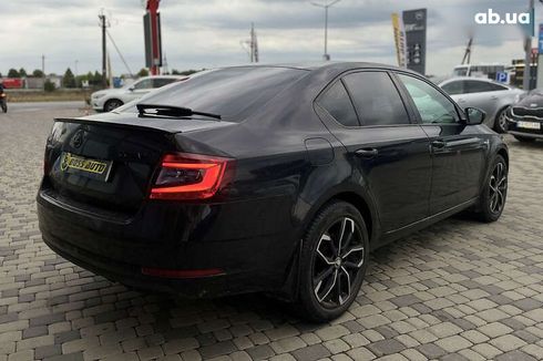 Skoda Octavia 2017 - фото 7