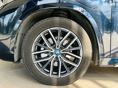 BMW iX1 2025 - фото 4