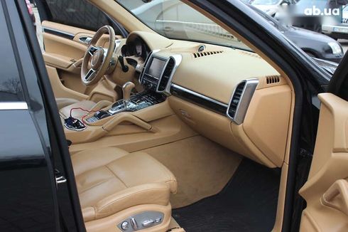Porsche Cayenne 2015 - фото 21