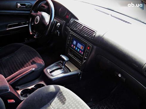Volkswagen Passat 2001 - фото 11
