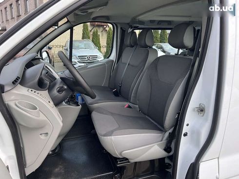 Opel Vivaro 2012 - фото 11